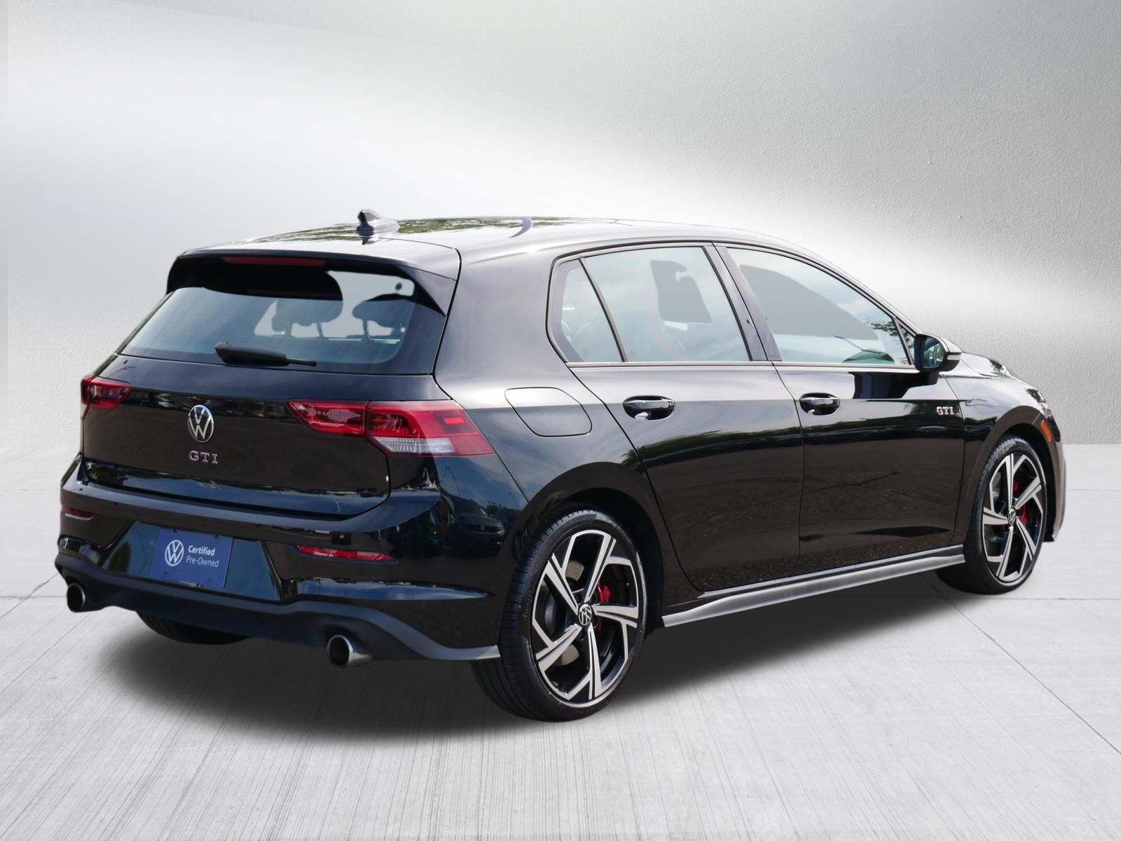 Certified 2025 Volkswagen GTI SE w/ SE Leather Seating Package FWD image 7