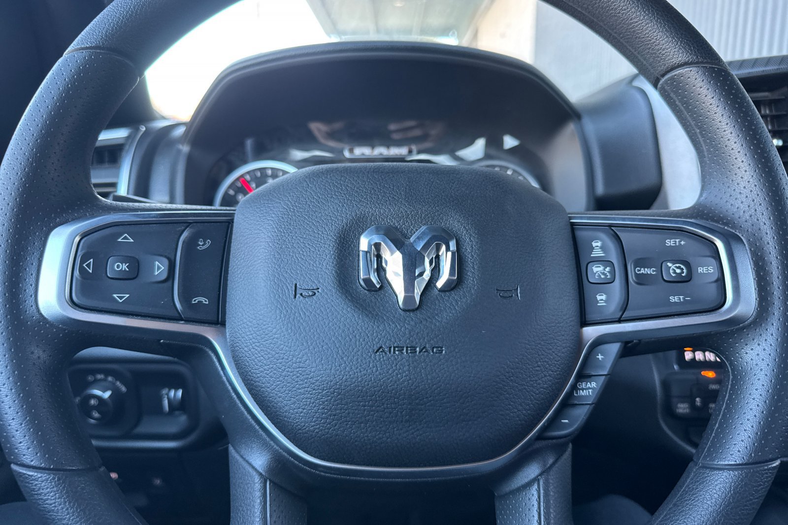 New 2026 RAM 1500 Express AWD/4WD image 21