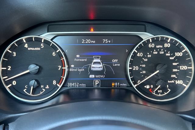 Used 2025 Nissan Altima 2.5 SV AWD/4WD image 39