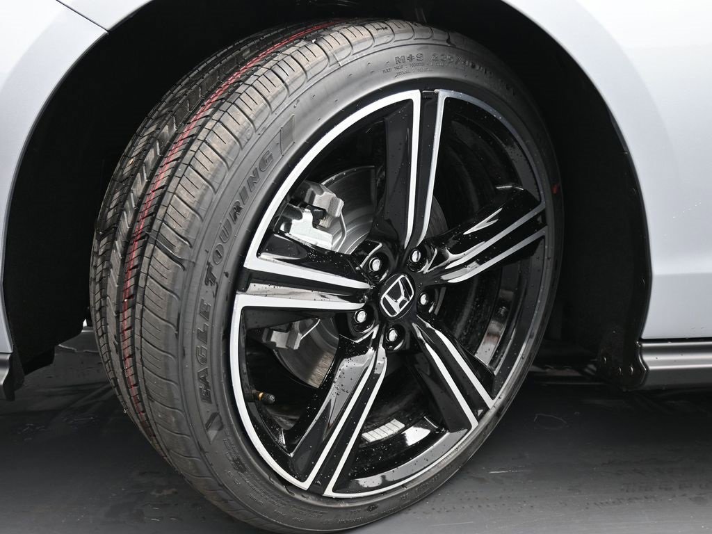 New 2025 Honda Accord Sport image 40