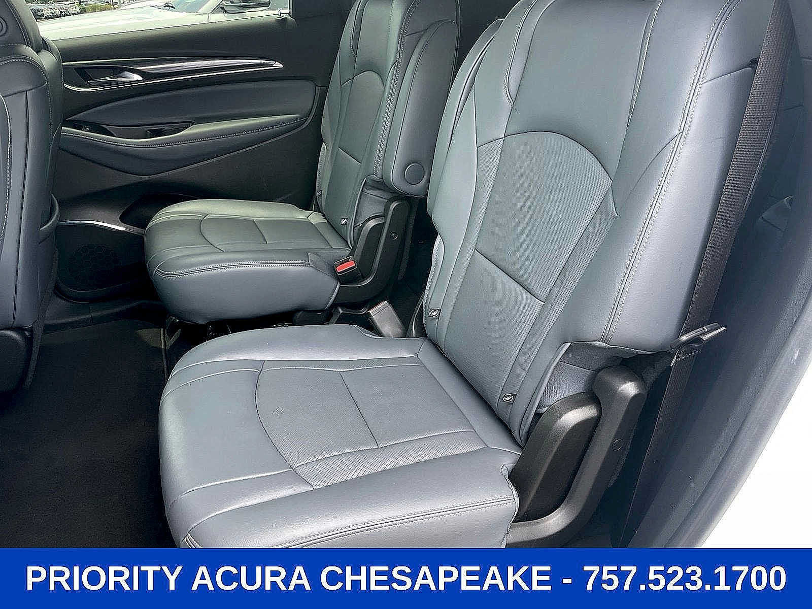 Used 2023 Buick Enclave Essence FWD image 9
