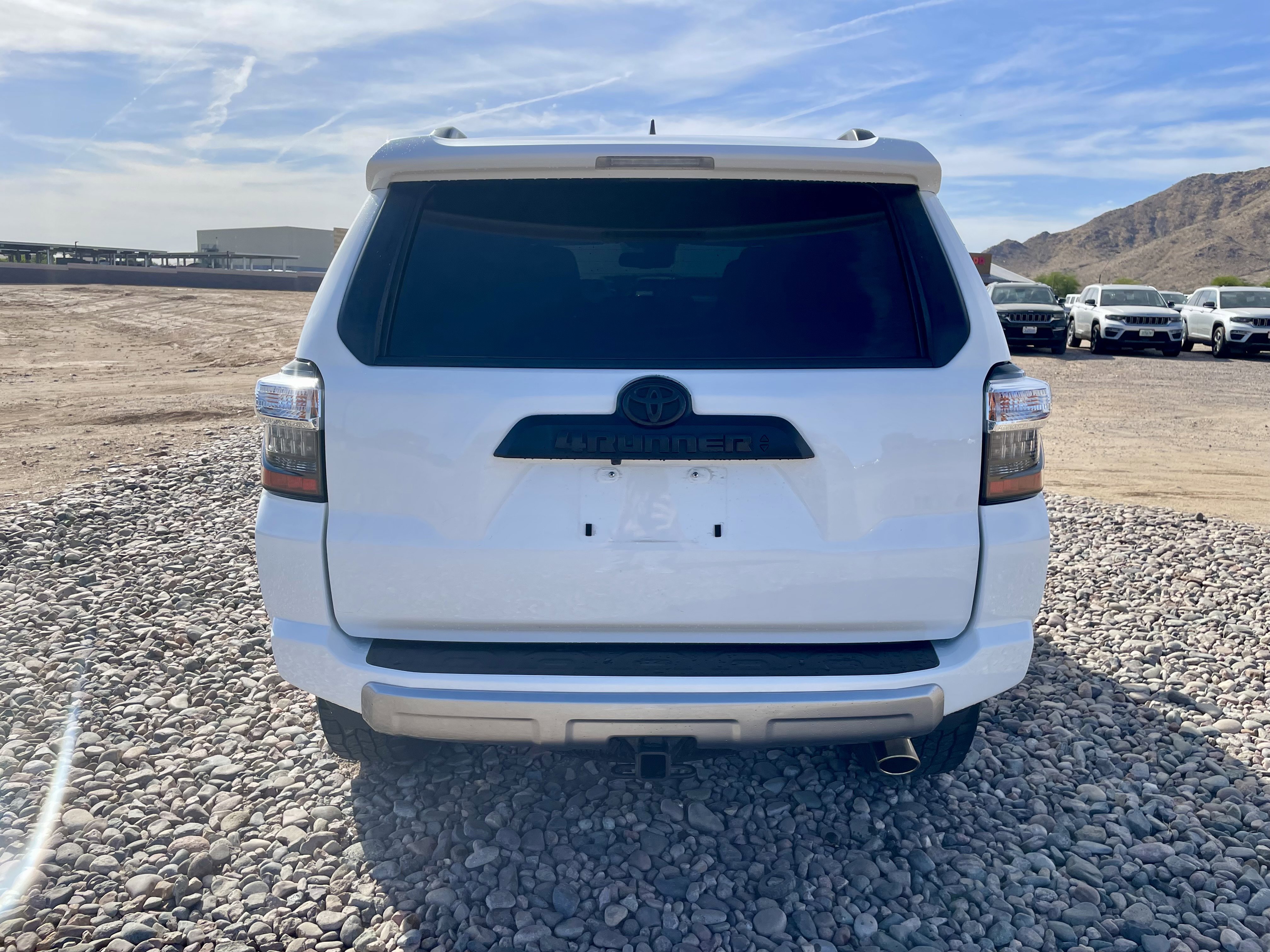 Used 2022 Toyota 4Runner TRD Off-Road AWD/4WD image 4