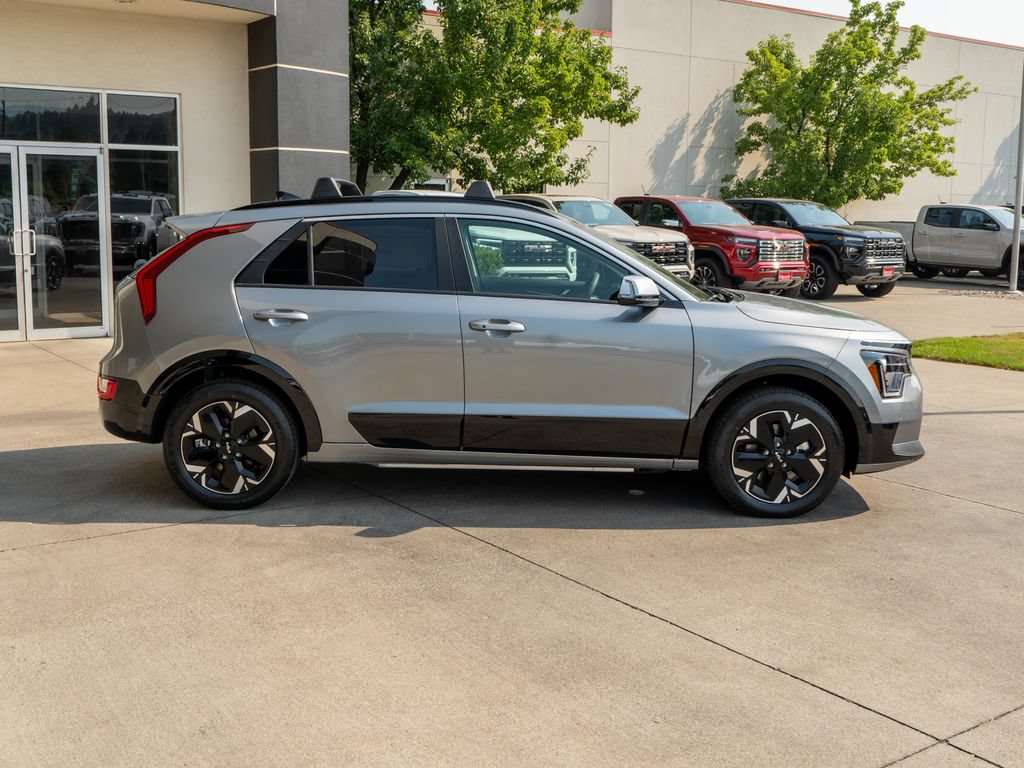 New 2026 Kia Niro Wind w/ Wind Preserve Package FWD image 8
