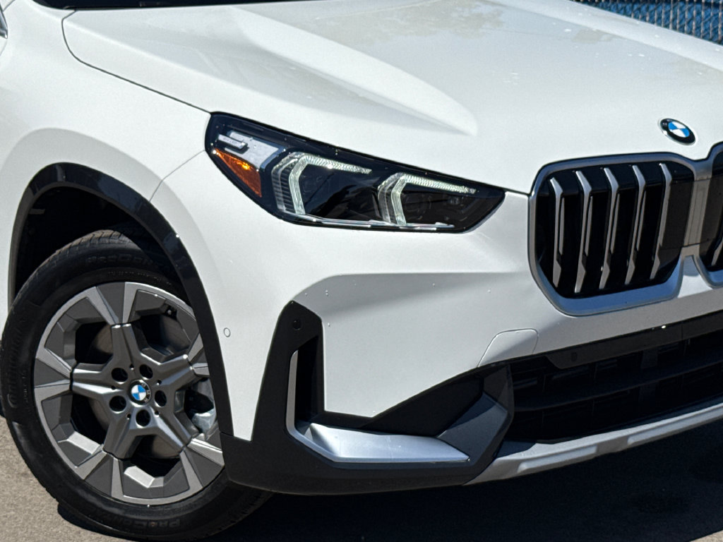 New 2027 BMW X1 xDrive28i AWD/4WD image 6