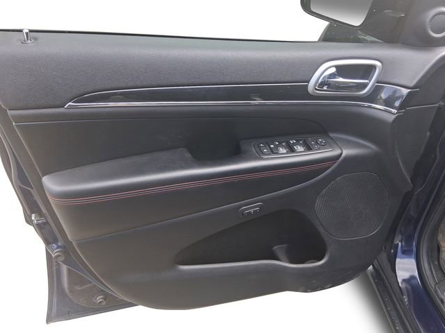 Used 2018 Jeep Grand Cherokee Trailhawk w/ Trailhawk Luxury Group image 11