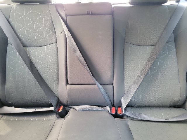 Used 2024 Toyota RAV4 XLE FWD image 23