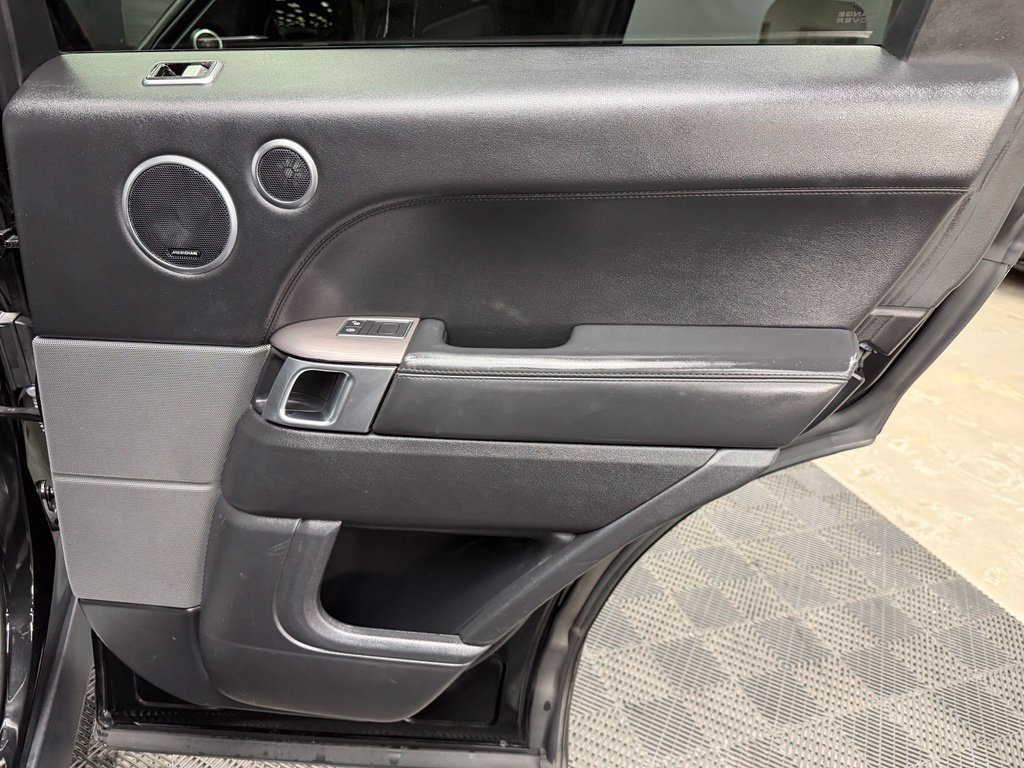 Used 2019 Land Rover Range Rover Sport HSE AWD/4WD image 44