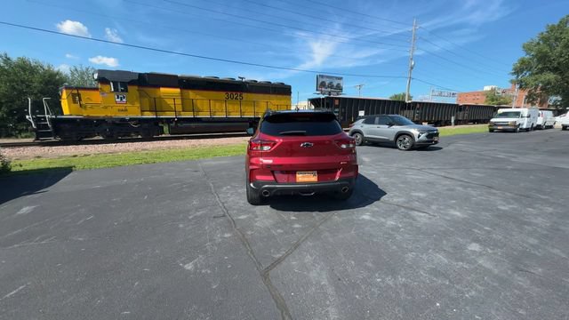 Used 2022 Chevrolet TrailBlazer RS w/ Sun and Liftgate Package AWD/4WD image 7