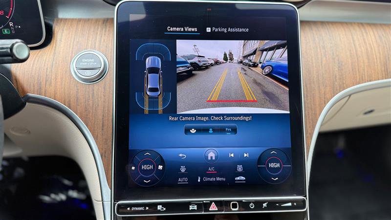 Used 2024 Mercedes-Benz C 300 Sedan image 37