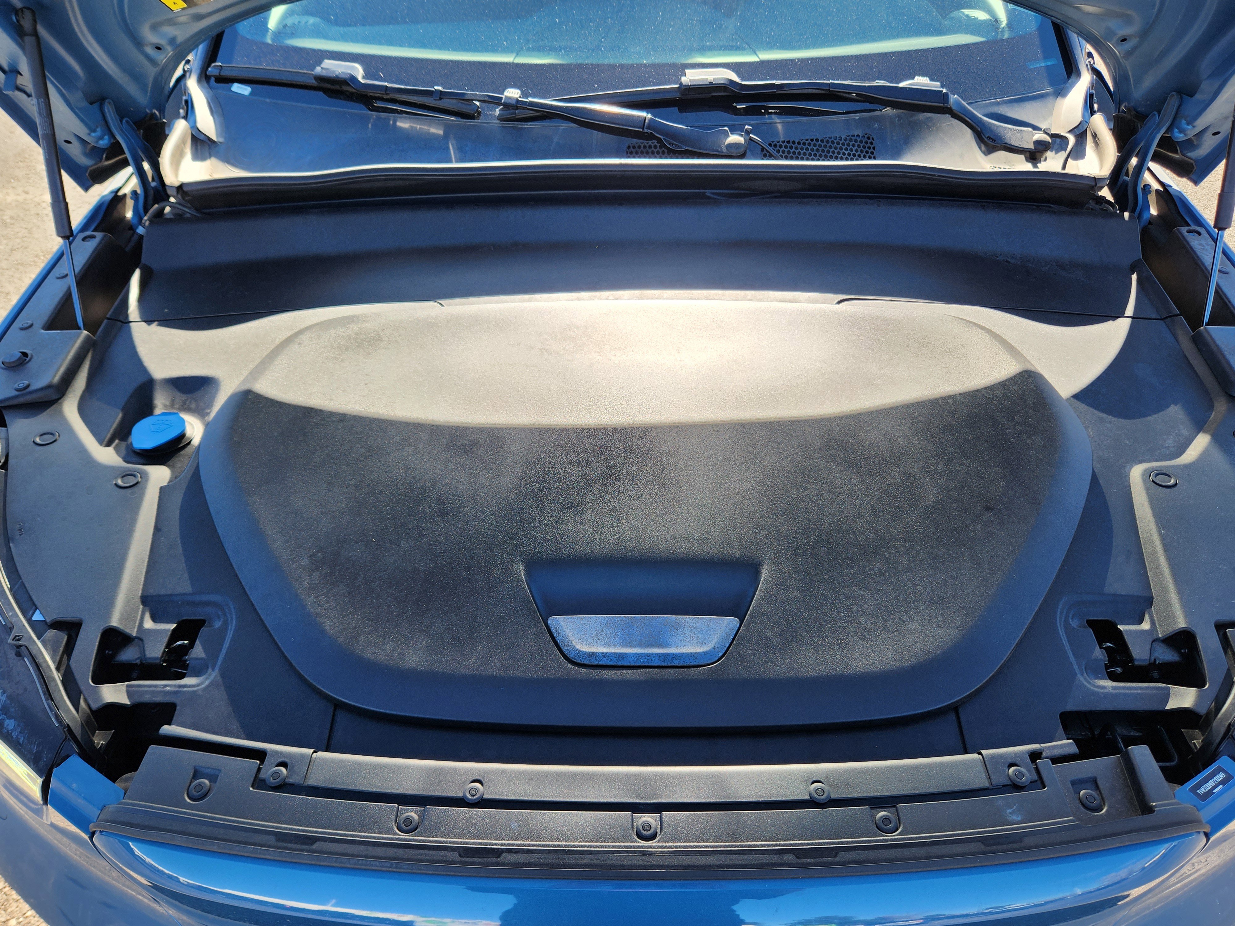 Used 2023 Volvo XC40 Recharge Ultimate image 24