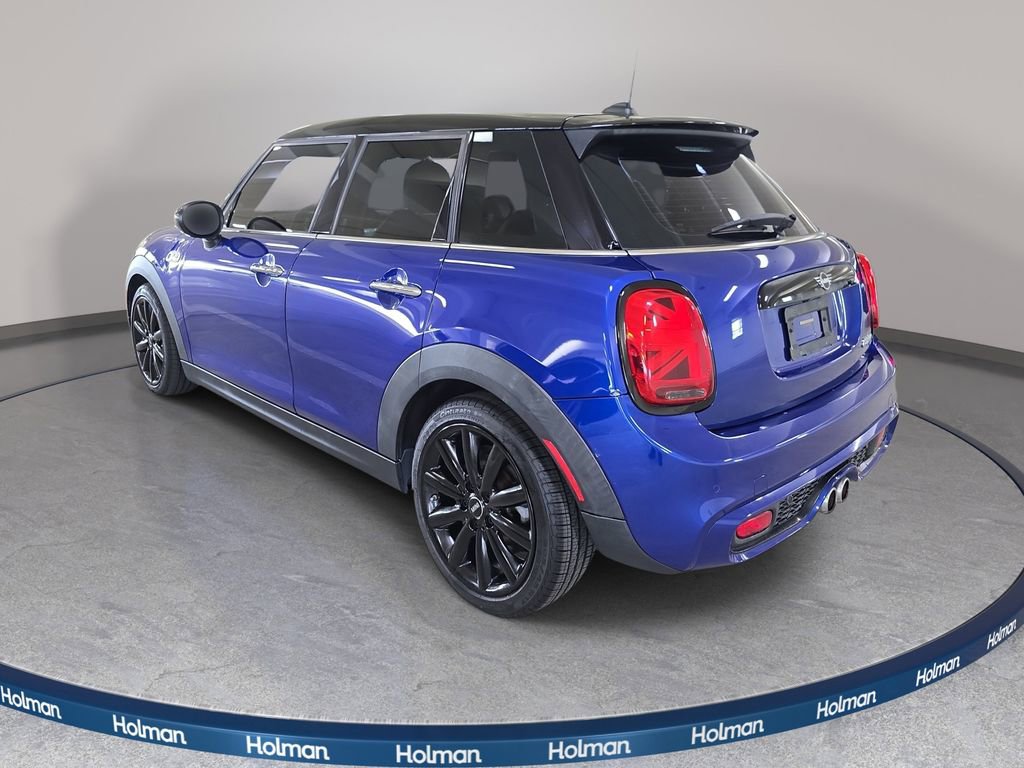 Used 2019 MINI Cooper S w/ Premium Package image 9
