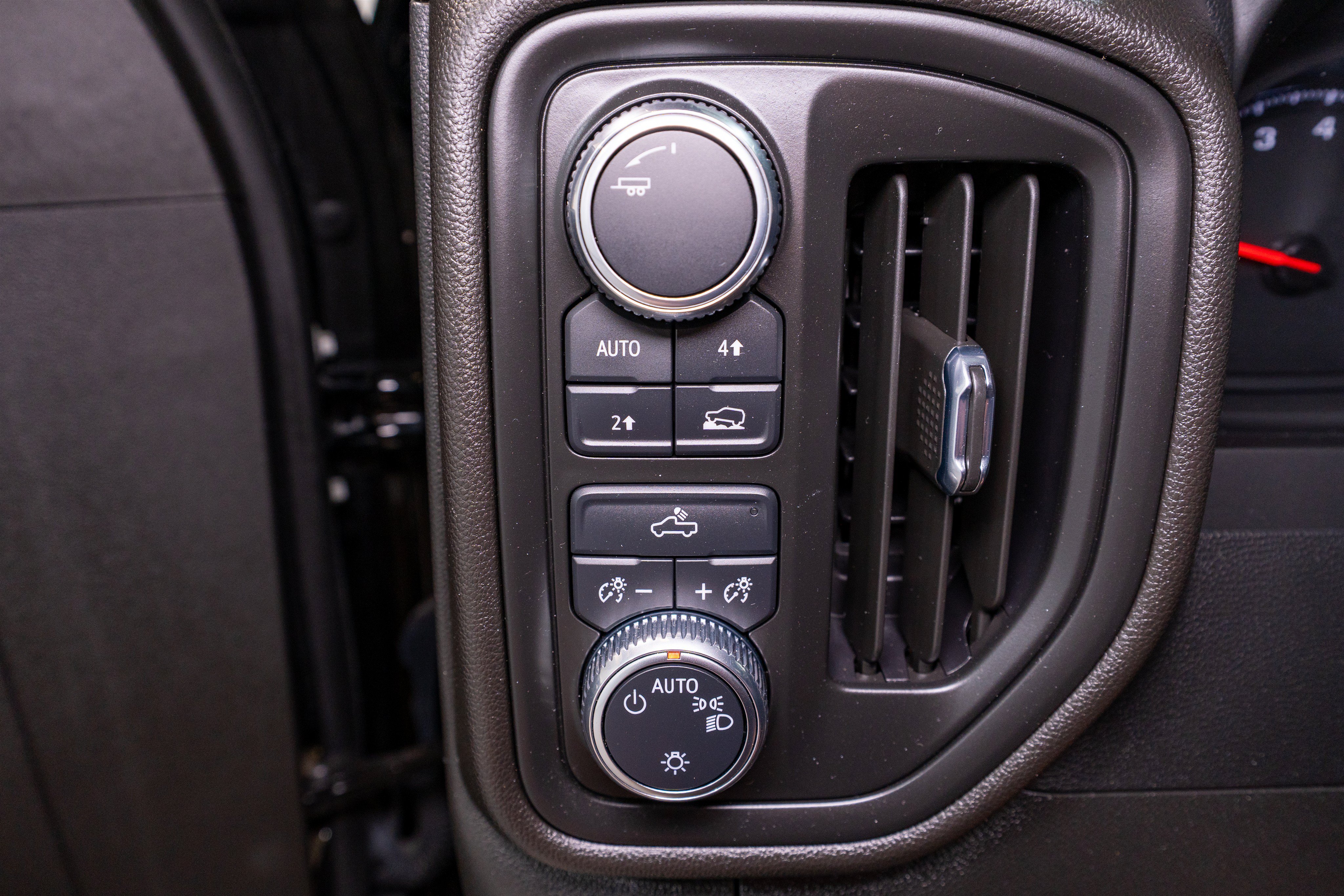 Used 2024 GMC Sierra 1500 Pro w/ Graphite Edition AWD/4WD image 26