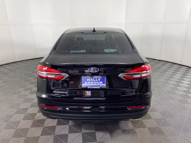 Used 2020 Ford Fusion S FWD image 7