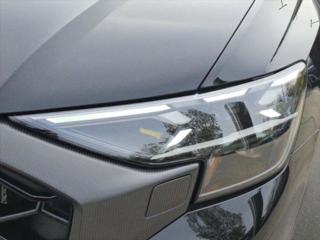 Certified 2025 Audi RS Q8 performance AWD/4WD image 37