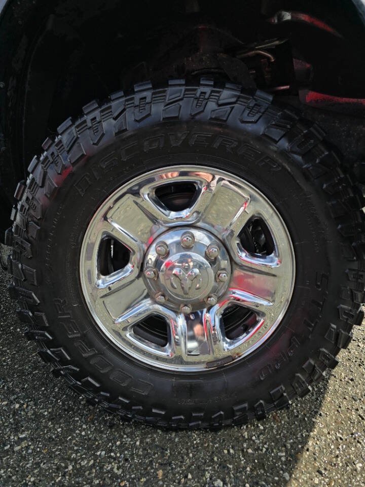 Used 2017 RAM 2500 Tradesman w/ Chrome Appearance Group AWD/4WD image 8