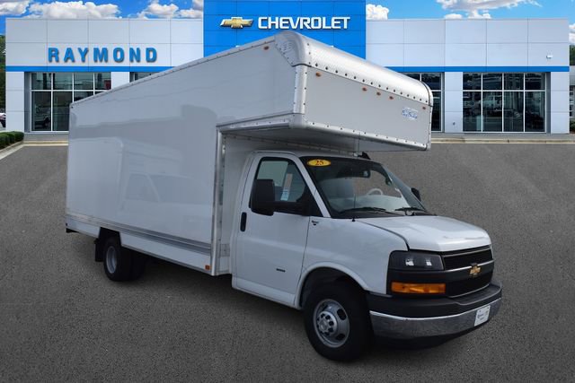 New 2025 Chevrolet Express 3500 w/ Power Convenience Package RWD image 1