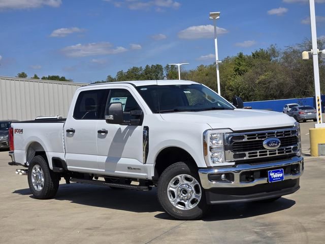 New 2026 Ford F250 XLT w/ FX4 Off-Road Package image 2