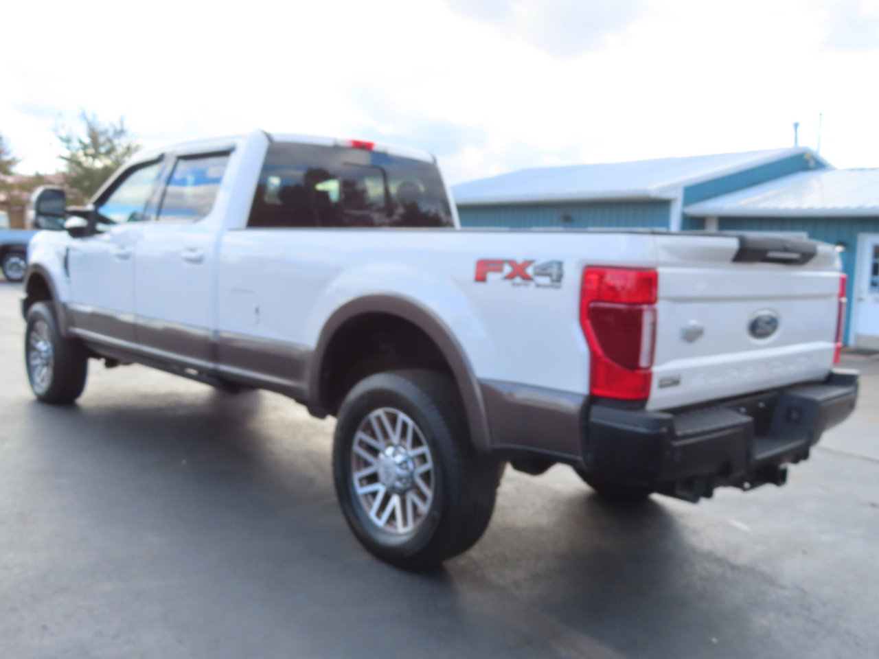 Used 2017 Ford F250 King Ranch w/ King Ranch Ultimate Package image 4