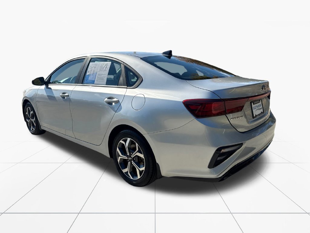 Used 2020 Kia Forte LXS FWD image 6