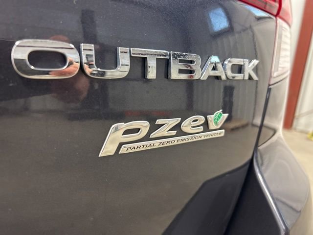 Used 2013 Subaru Outback 2.5i Premium w/ All-Weather Pkg image 9