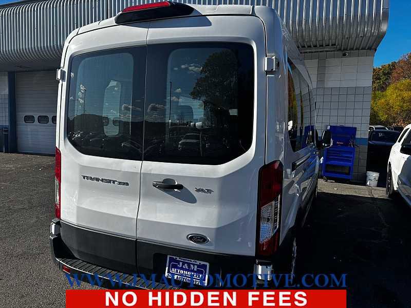 Used 2023 Ford Transit 350 XLT image 3