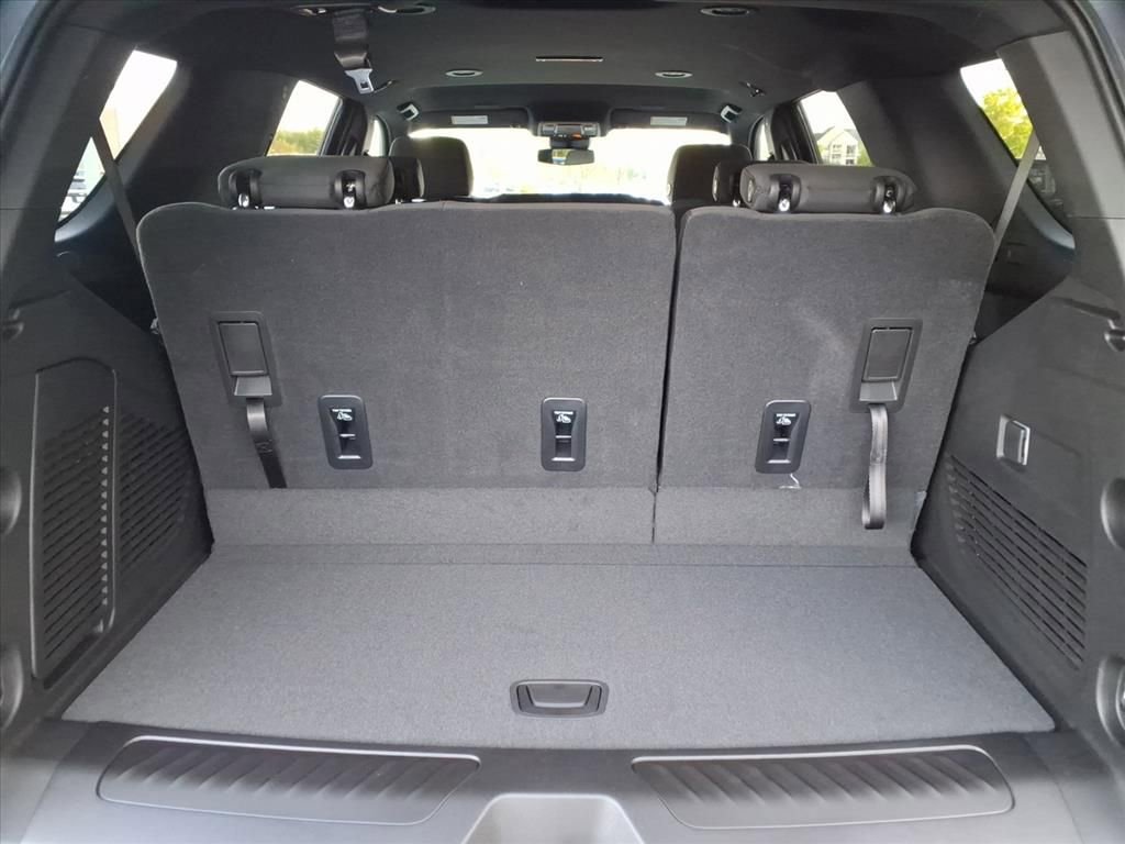 New 2026 Chevrolet Tahoe LS w/ LS Custom Edition AWD/4WD image 17