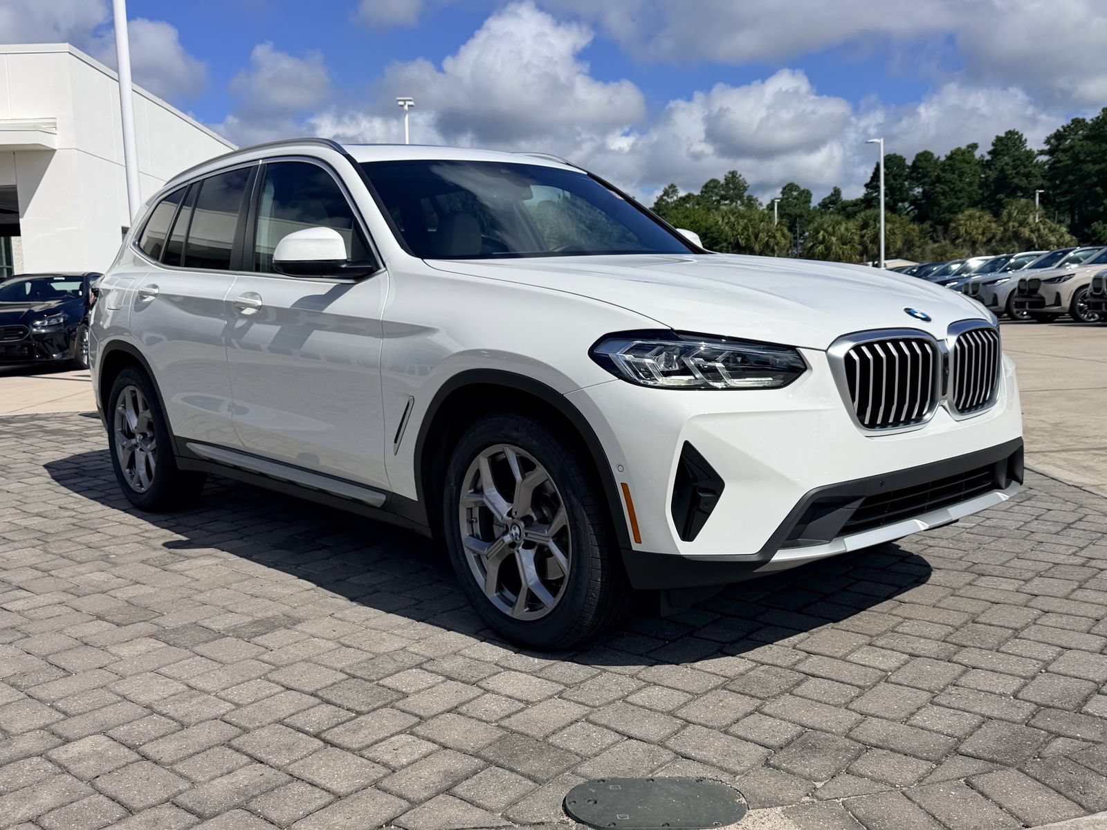 Used 2024 BMW X3 xDrive30i w/ Convenience Package AWD/4WD image 7