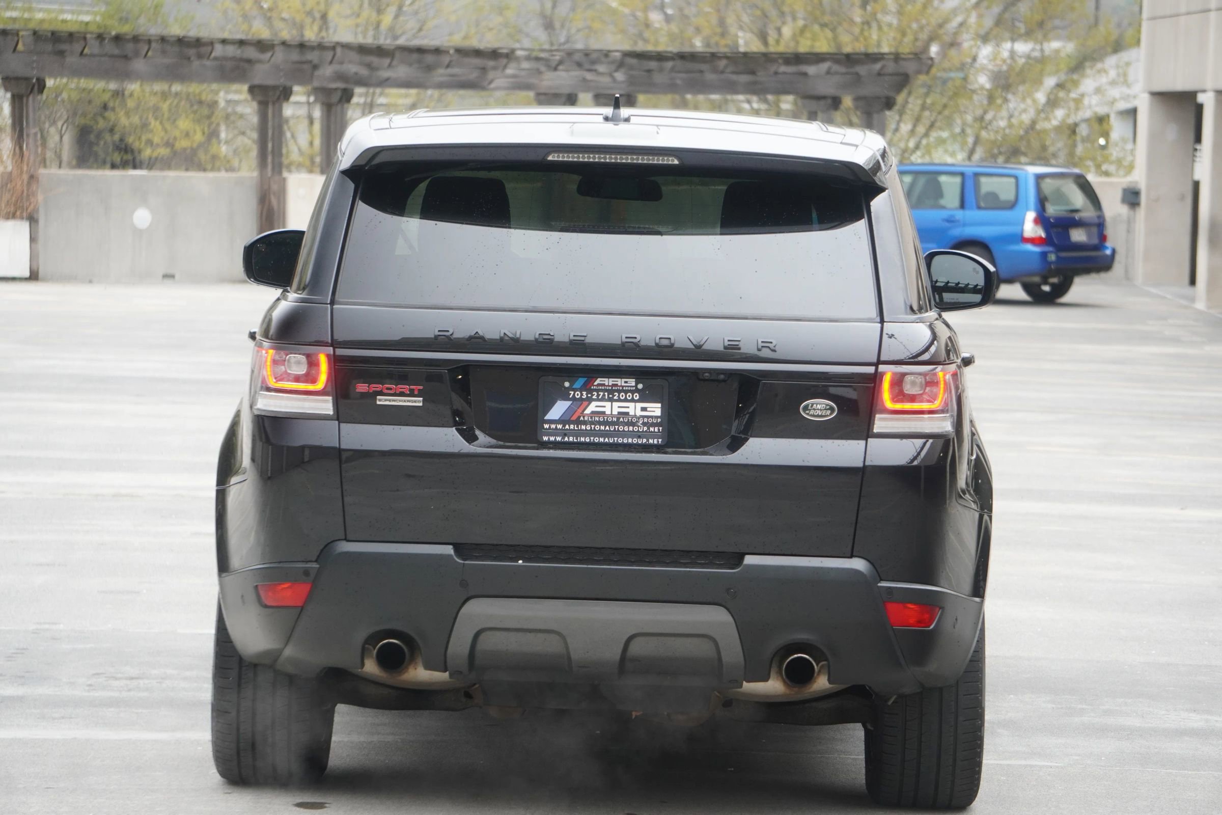 Used 2016 Land Rover Range Rover Sport Supercharged AWD/4WD image 31