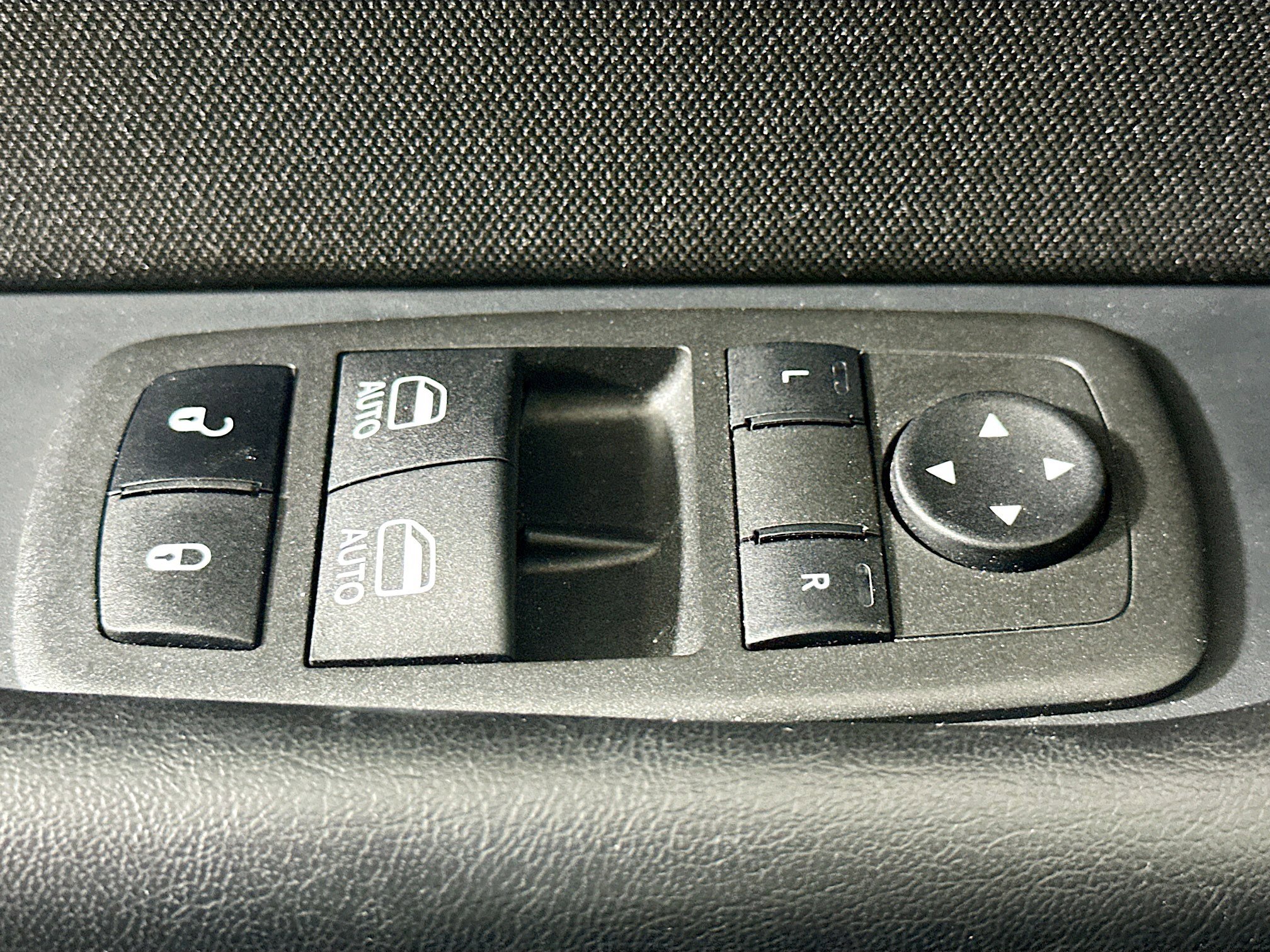 Used 2022 Dodge Challenger SXT w/ Blacktop Package image 15