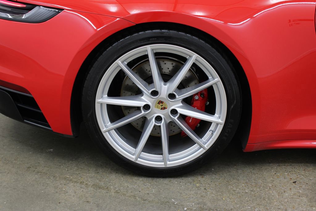 Certified 2024 Porsche 911 Carrera GTS image 15