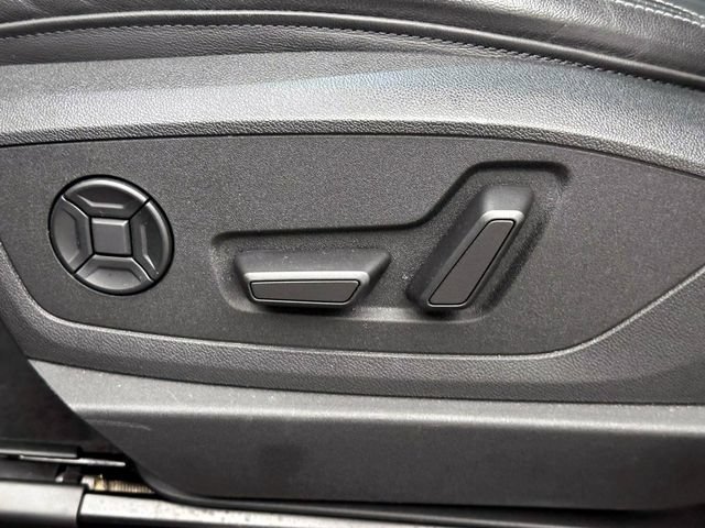 Certified 2024 Audi Q8 e-tron Premium Plus w/ Premium Plus Package AWD/4WD image 21