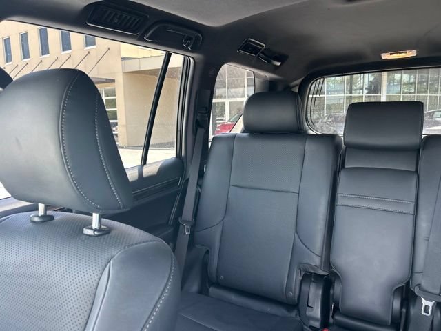 Used 2022 Lexus GX 460 Luxury w/ Off Road Package AWD/4WD image 10