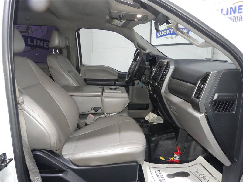 Used 2017 Ford F250 XL w/ Power Equipment Group AWD/4WD image 18