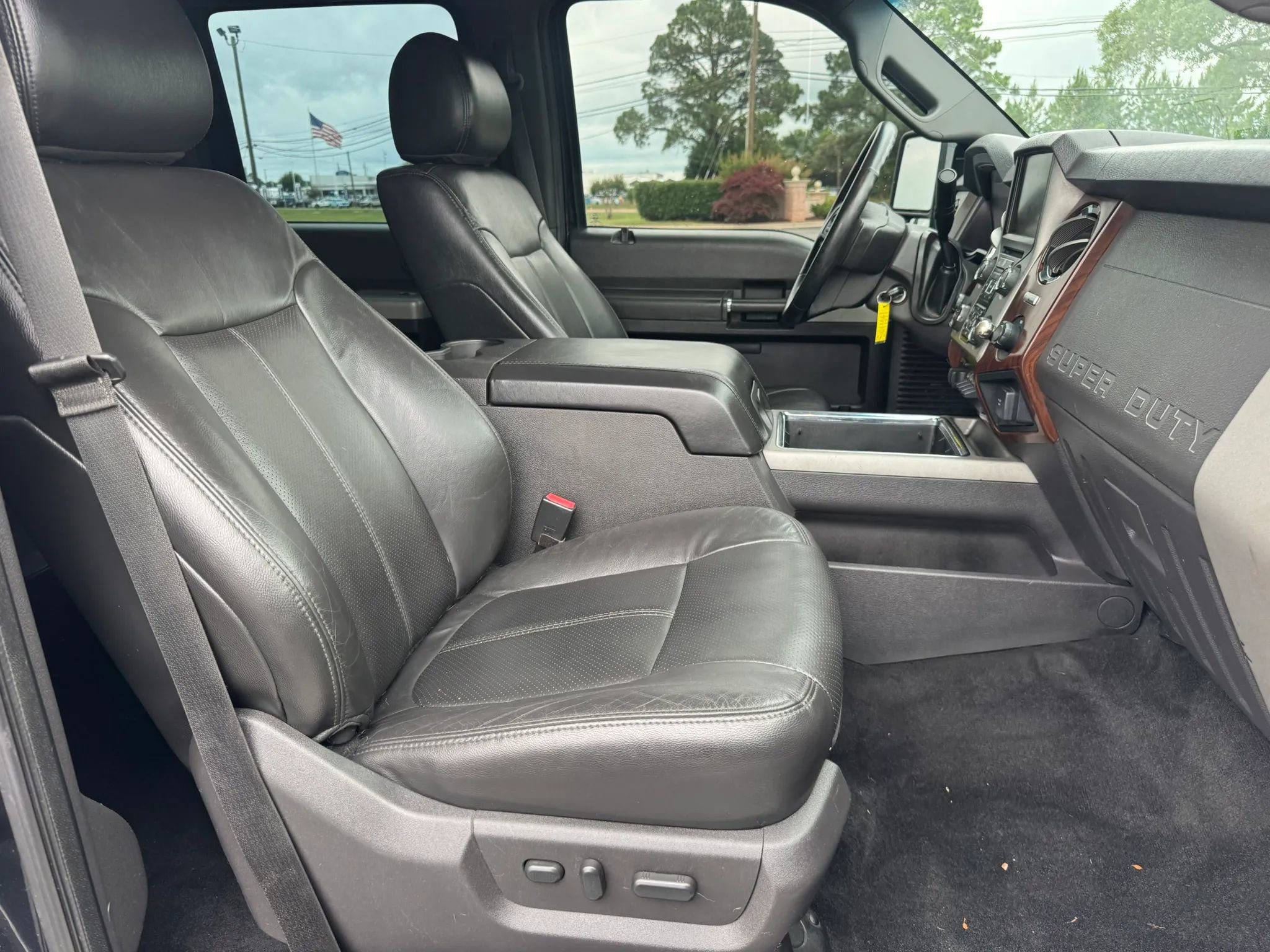 Used 2013 Ford F350 Lariat w/ Chrome Pkg AWD/4WD image 24