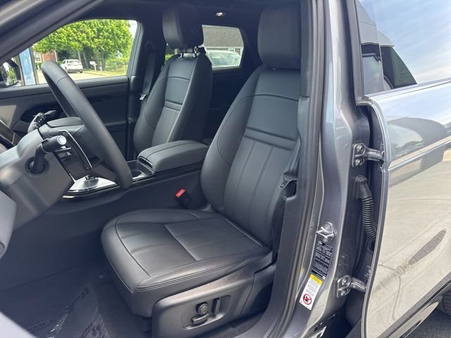 Used 2024 Land Rover Range Rover Evoque Dynamic SE AWD/4WD image 10
