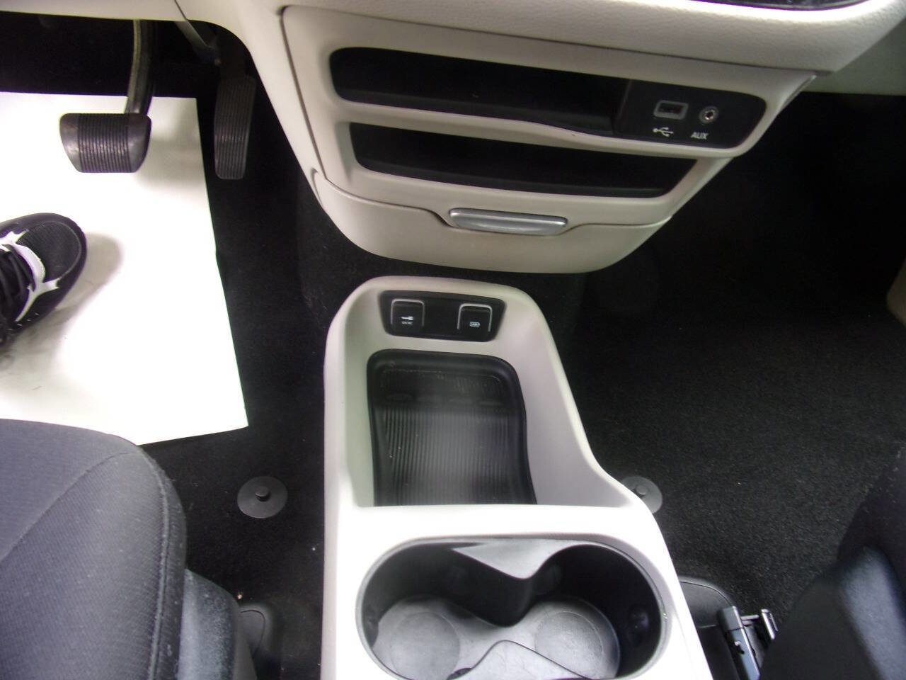 Used 2017 Chrysler Pacifica Touring image 23