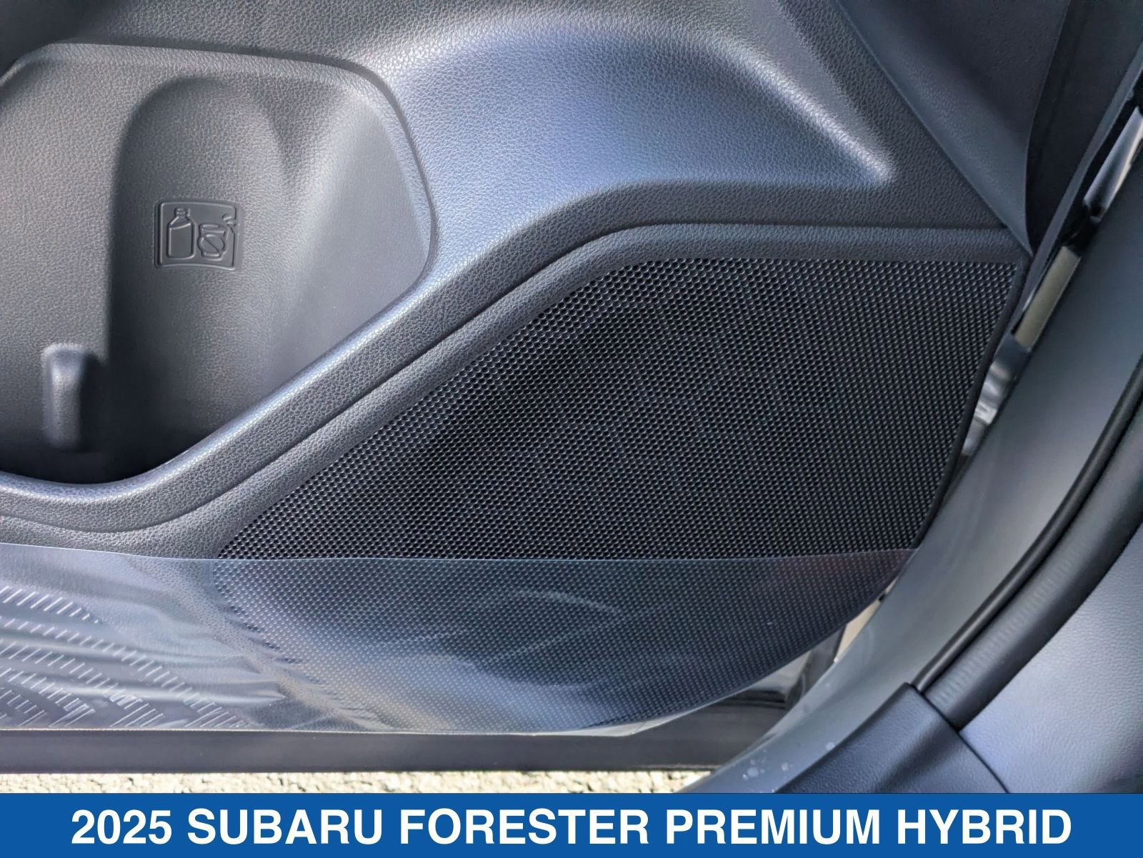 Certified 2025 Subaru Forester Premium AWD/4WD image 14