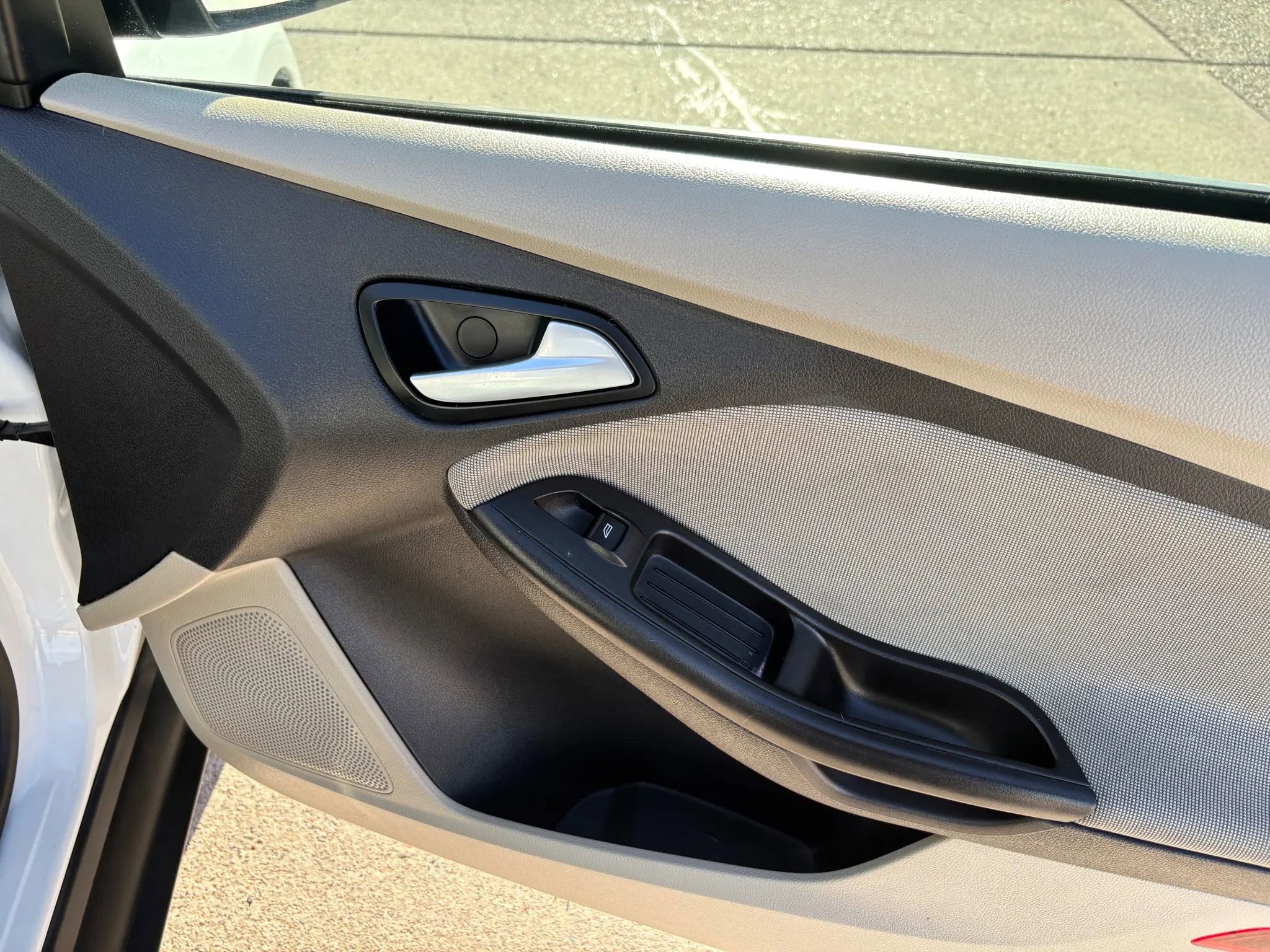 Used 2014 Ford Focus SE image 23