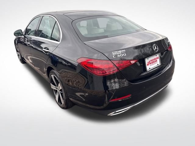 Used 2025 Mercedes-Benz C 300 4MATIC Sedan image 3