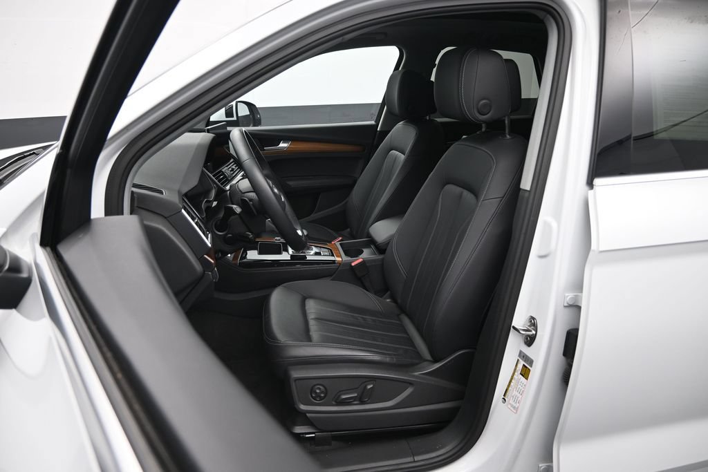 Used 2023 Audi Q5 2.0T Premium Plus AWD/4WD image 21