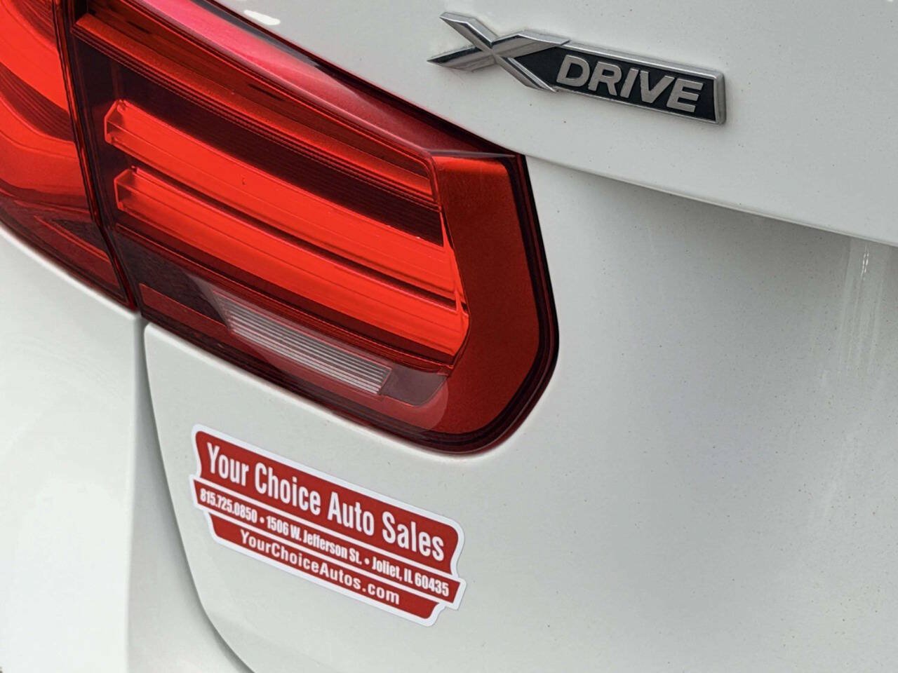 Used 2018 BMW 320i xDrive Sedan AWD/4WD image 5