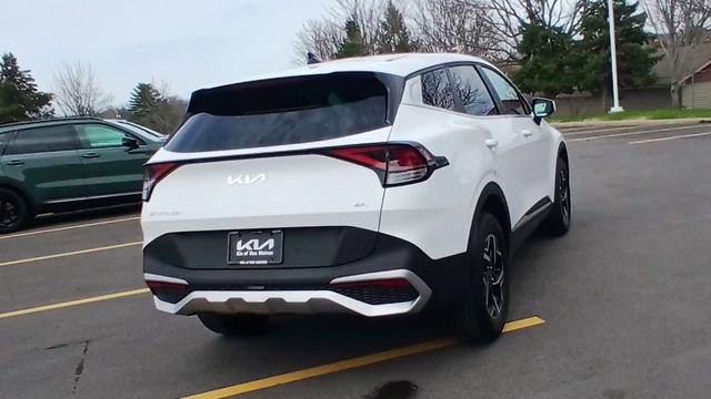 Certified 2025 Kia Sportage LX AWD/4WD image 2