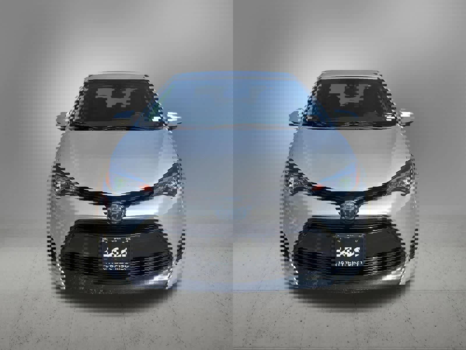 Used 2017 Toyota Corolla LE image 9