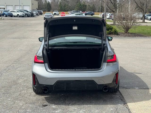 Used 2023 BMW 330i xDrive 330i xDrive w/ M Sport Package image 33