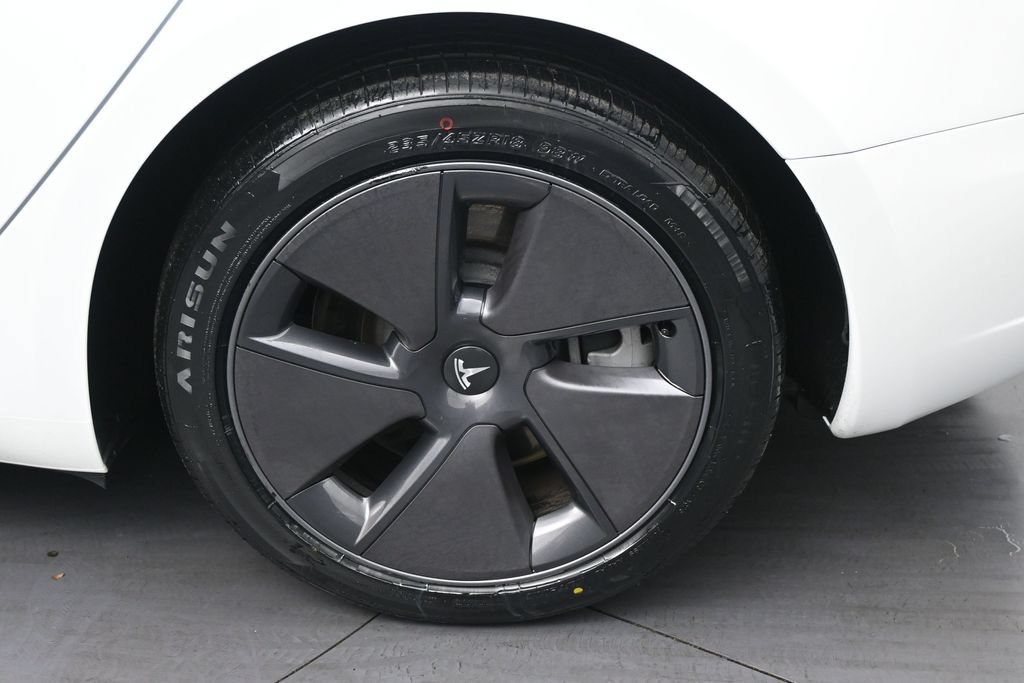 Used 2023 Tesla Model 3 Standard Range RWD image 35