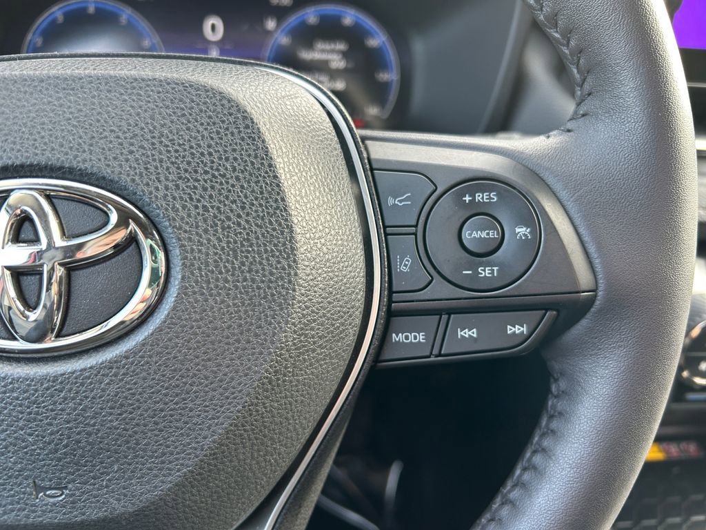 Used 2025 Toyota RAV4 Limited w/ Advanced Technology Package AWD/4WD image 19