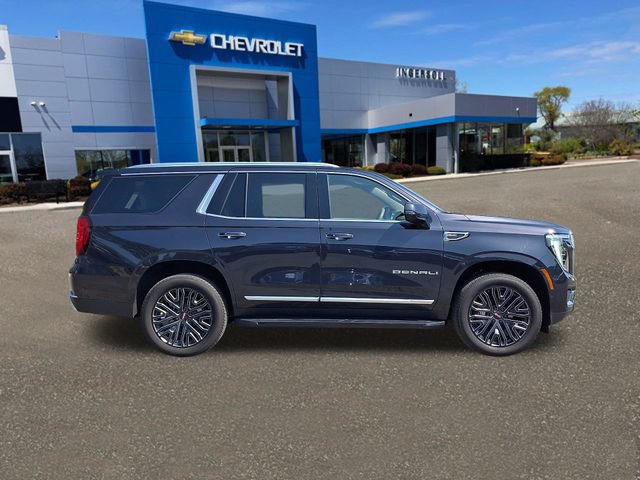 Used 2025 GMC Yukon Denali w/ LPO, Floor Liner Package AWD/4WD image 26