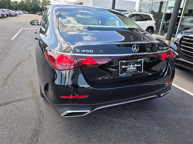 New 2026 Mercedes-Benz E 450 4MATIC Sedan image 3