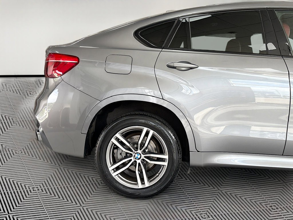 Used 2018 BMW X6 xDrive35i AWD/4WD image 14