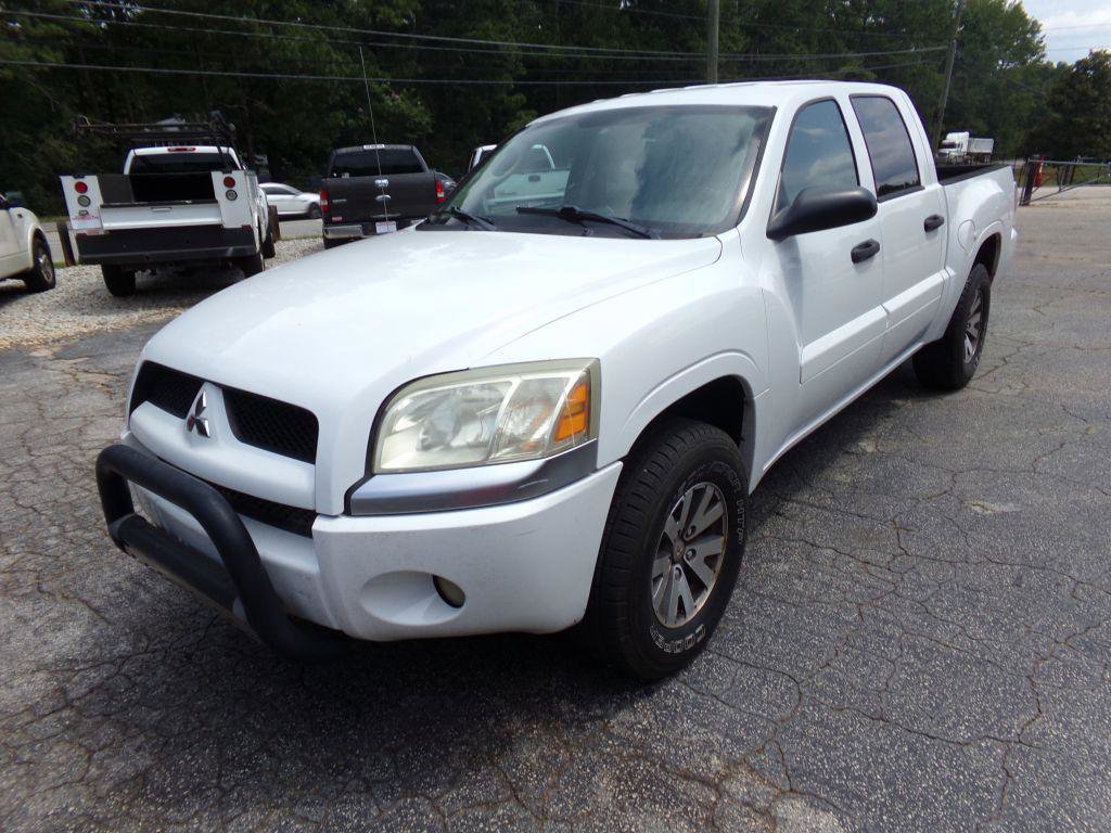 Used 2008 Mitsubishi Raider LS image 2